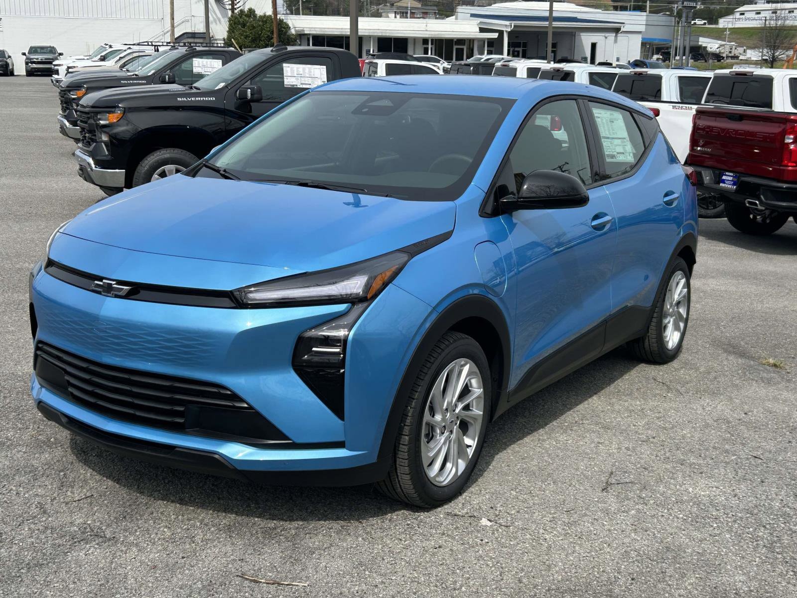 2027 Chevrolet Bolt LT - Photo 6