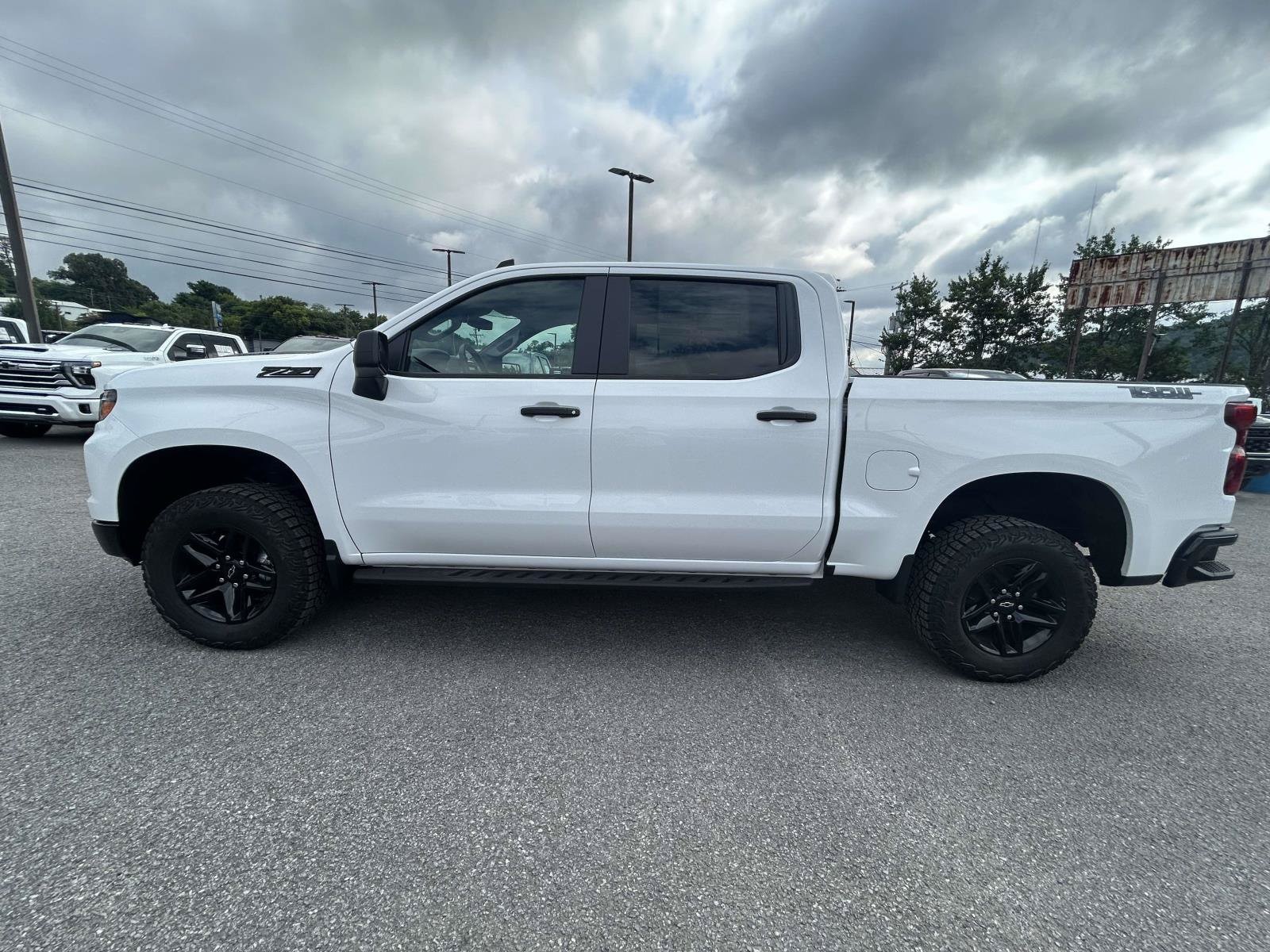 2026 Chevrolet Silverado 1500 Custom Trail Boss - Photo 10