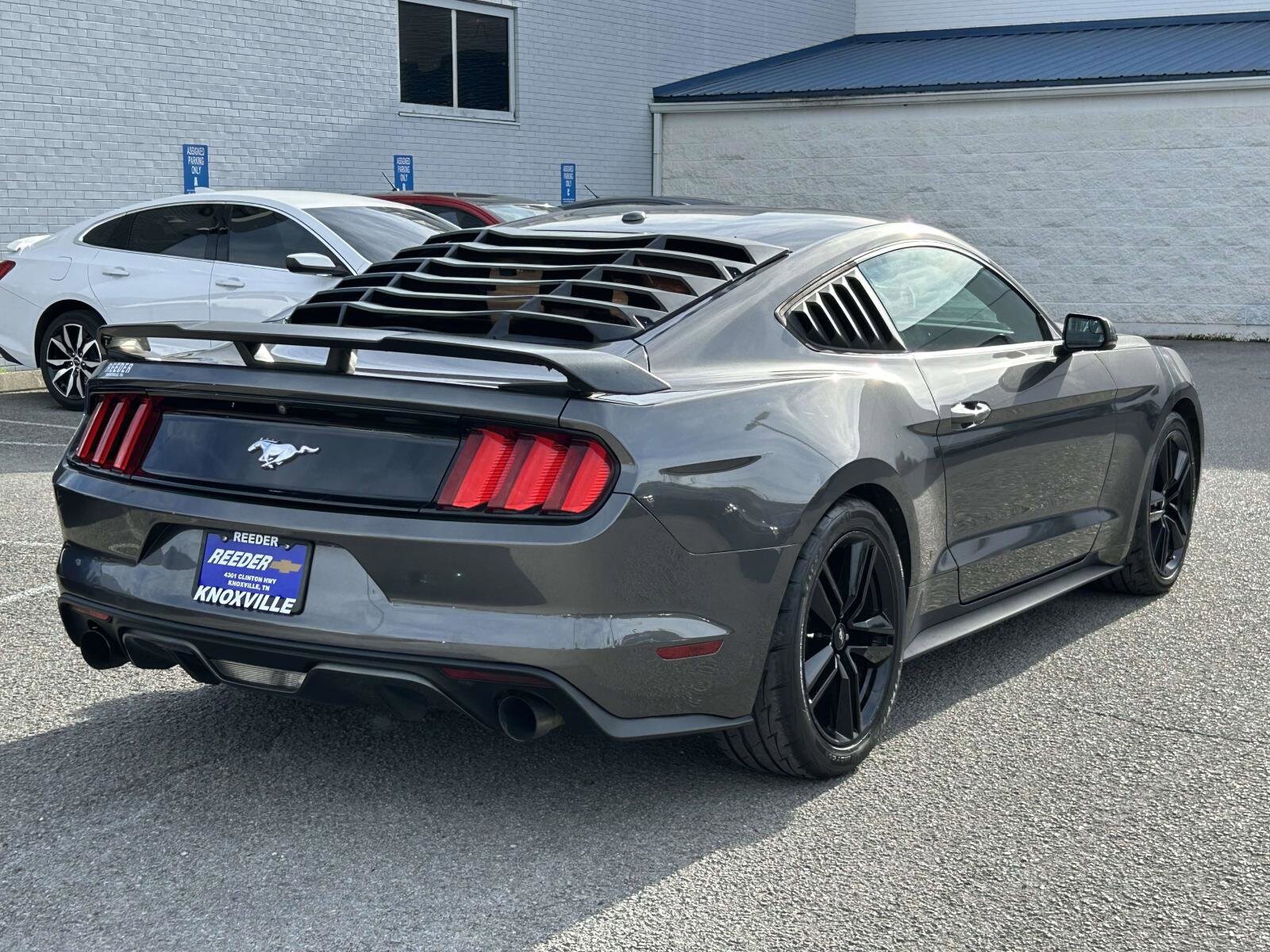 2017 Ford Mustang EcoBoost photo 3