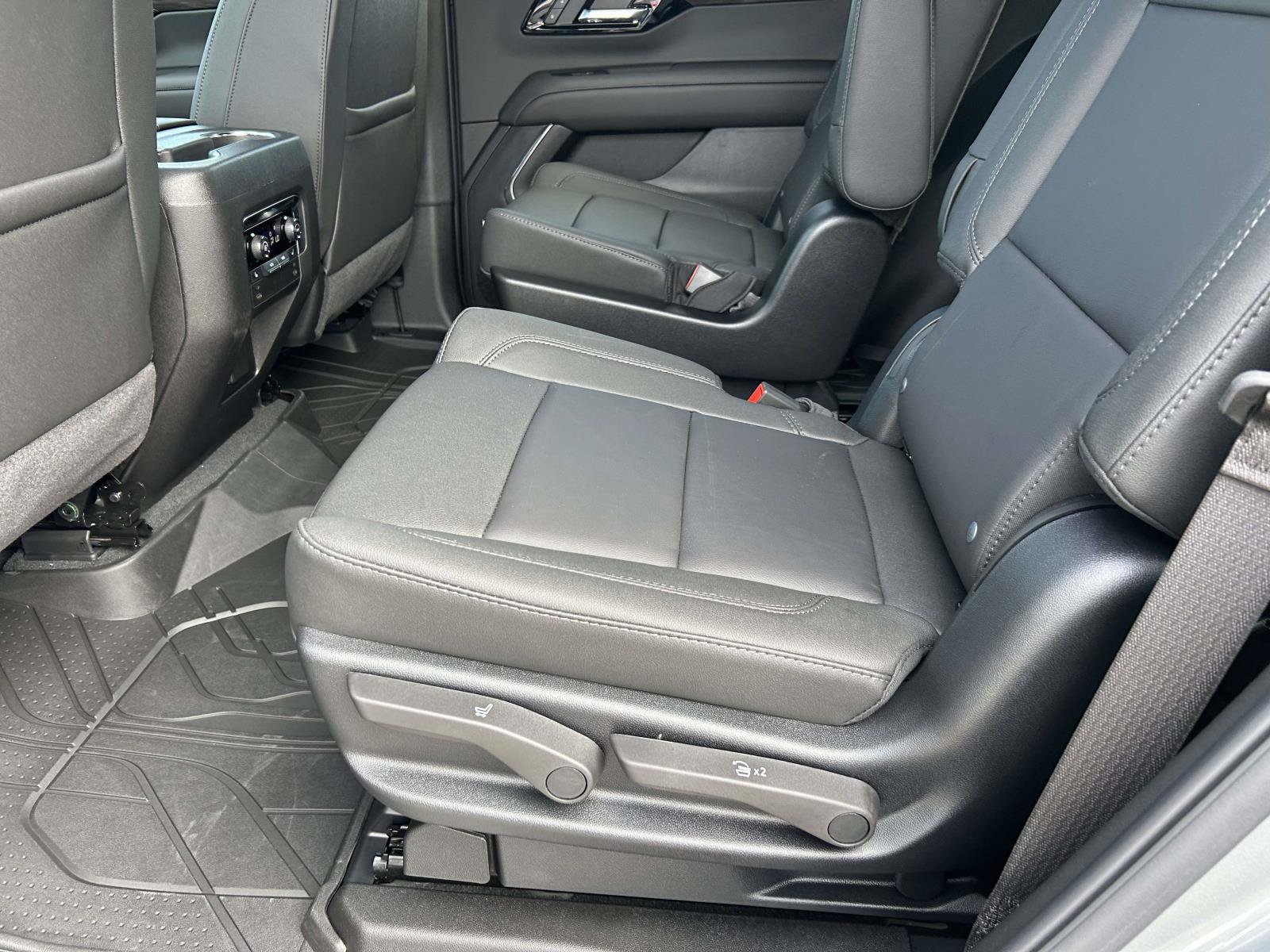 2026 Chevrolet Tahoe LT - Photo 14