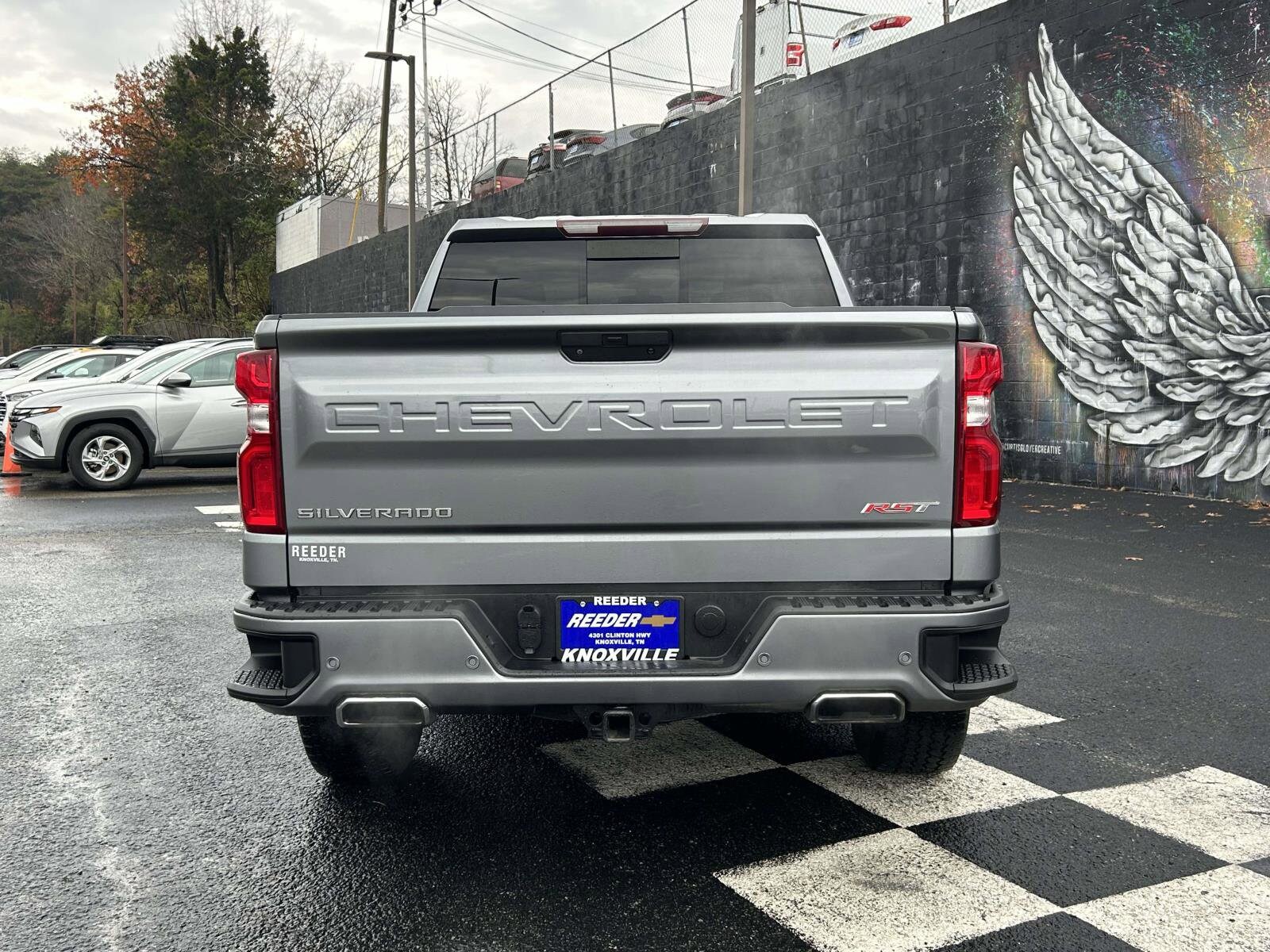 2020 Chevrolet Silverado 1500 RST photo 3