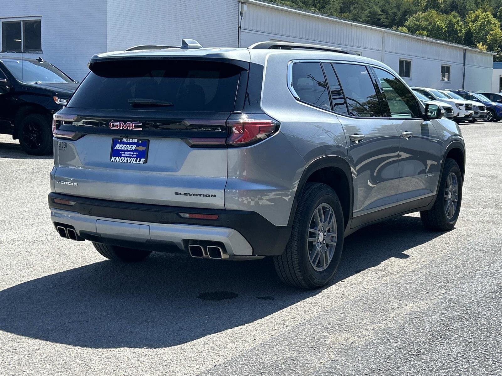 2025 Gmc Acadia Elevation photo 3