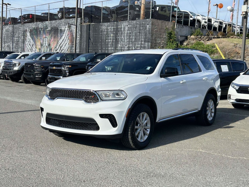 Used 2024 Dodge Durango SXT SUV