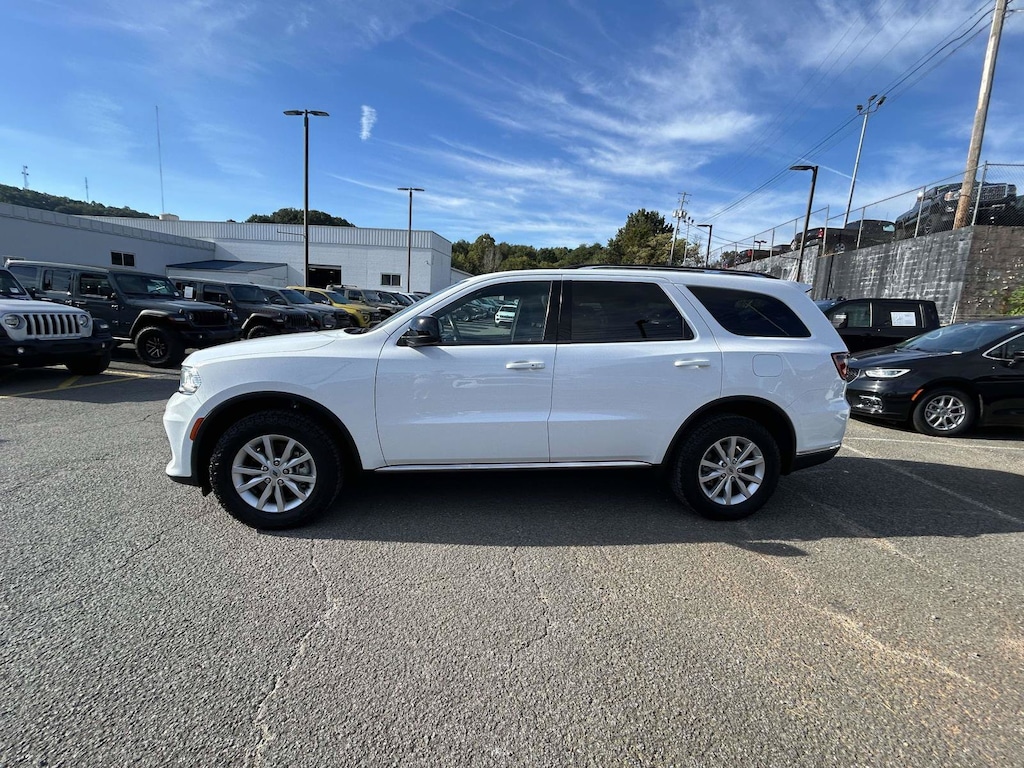 Used 2024 Dodge Durango SXT SUV