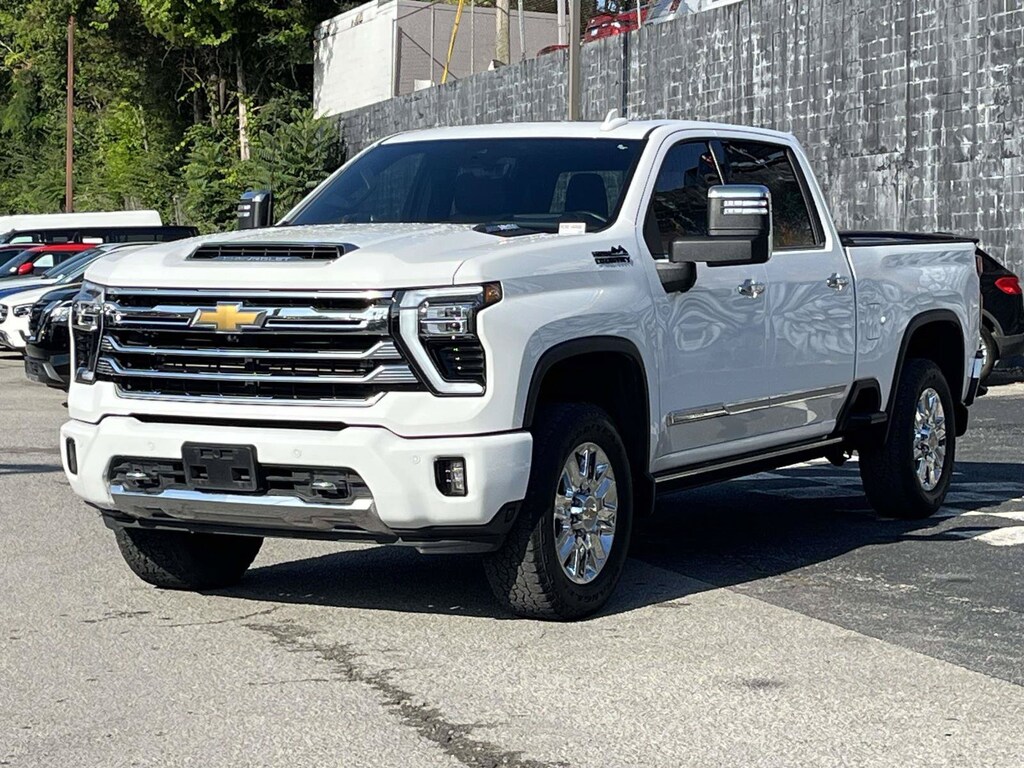 Used 2024 Chevrolet Silverado 3500 HD High Country Truck Crew Cab