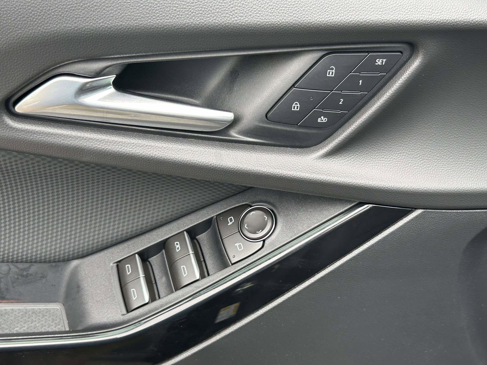 2026 Chevrolet Equinox RS - Photo 16