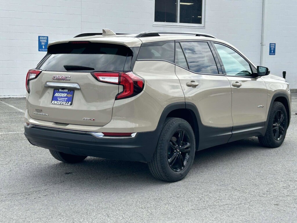 Used 2022 GMC Terrain AT4 SUV