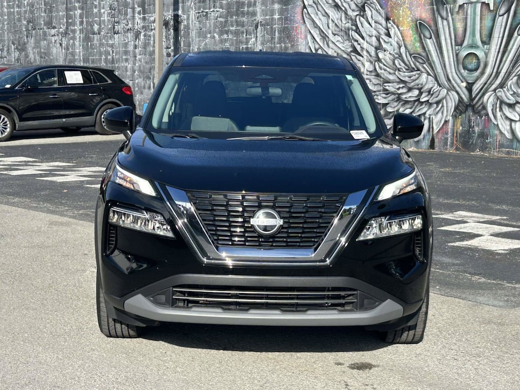 Used 2023 Nissan Rogue SV SUV