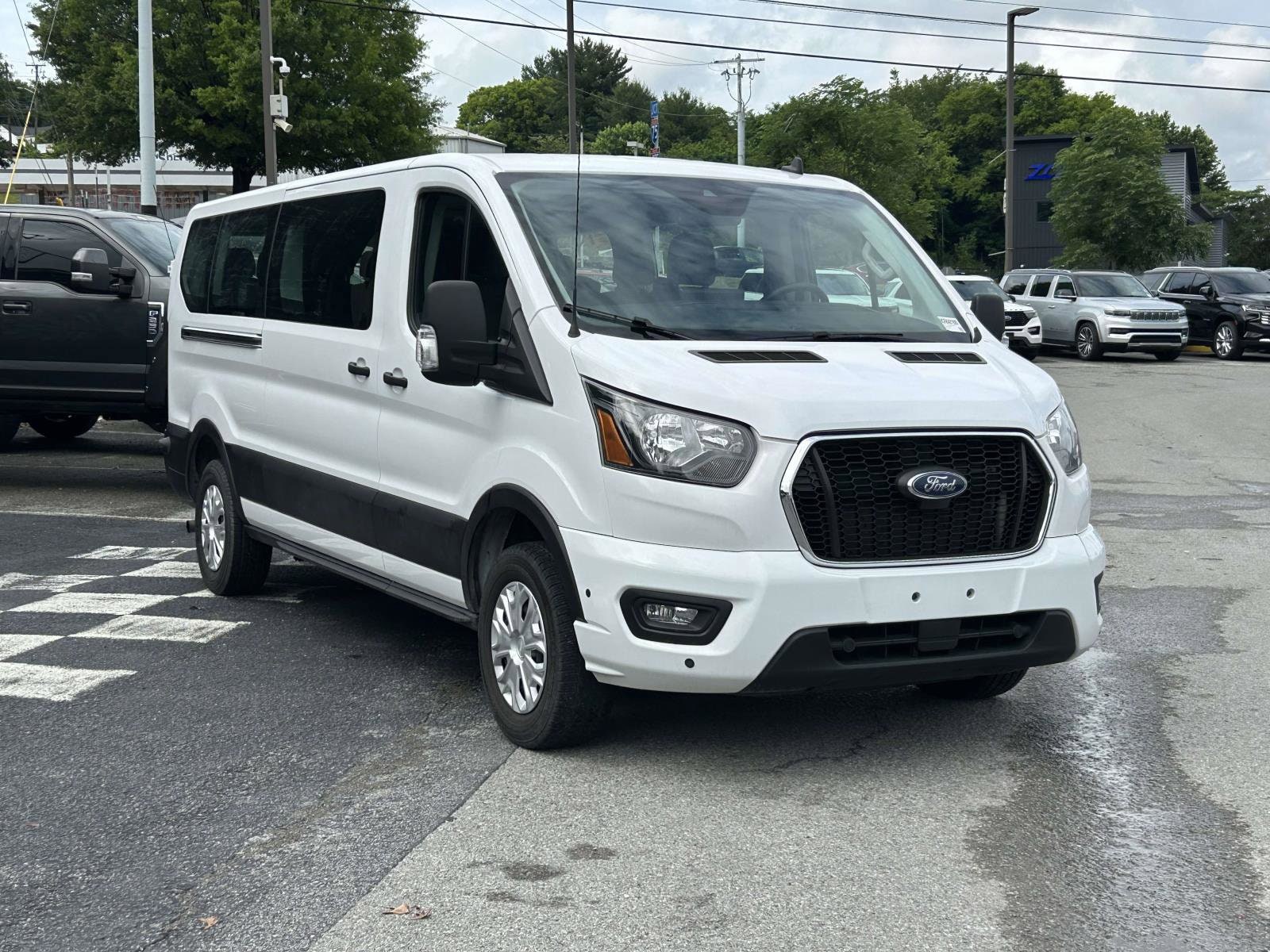 2024 Ford Transit 350 XL Low Roof Sliding Pass. 148's photo