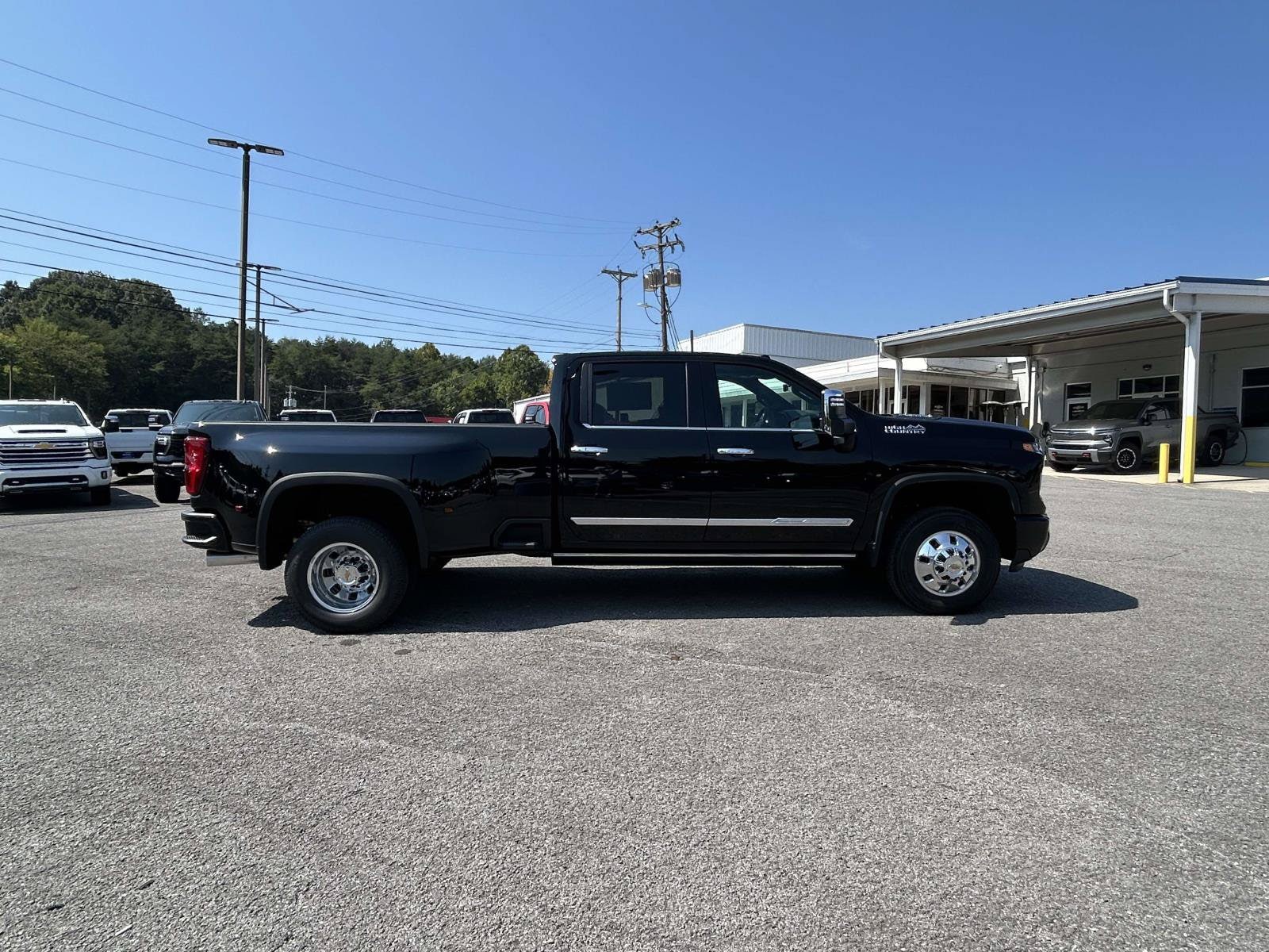 2026 Chevrolet Silverado 3500 HD High Country - Photo 8