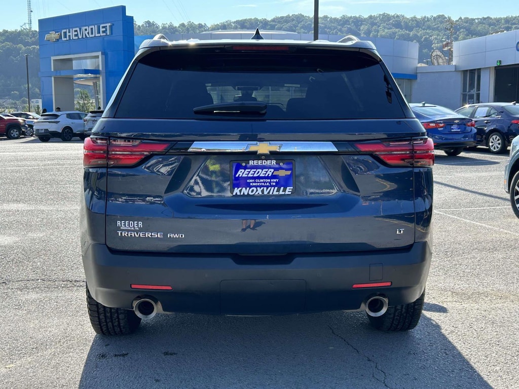 Used 2023 Chevrolet Traverse LT Cloth SUV