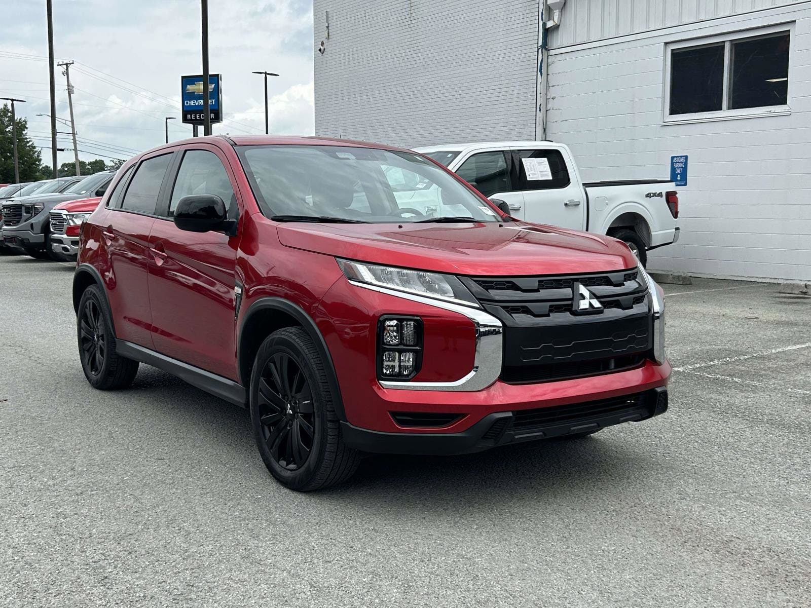 2024 Mitsubishi Outlander Sport 2.0 LE AWC CVT's photo