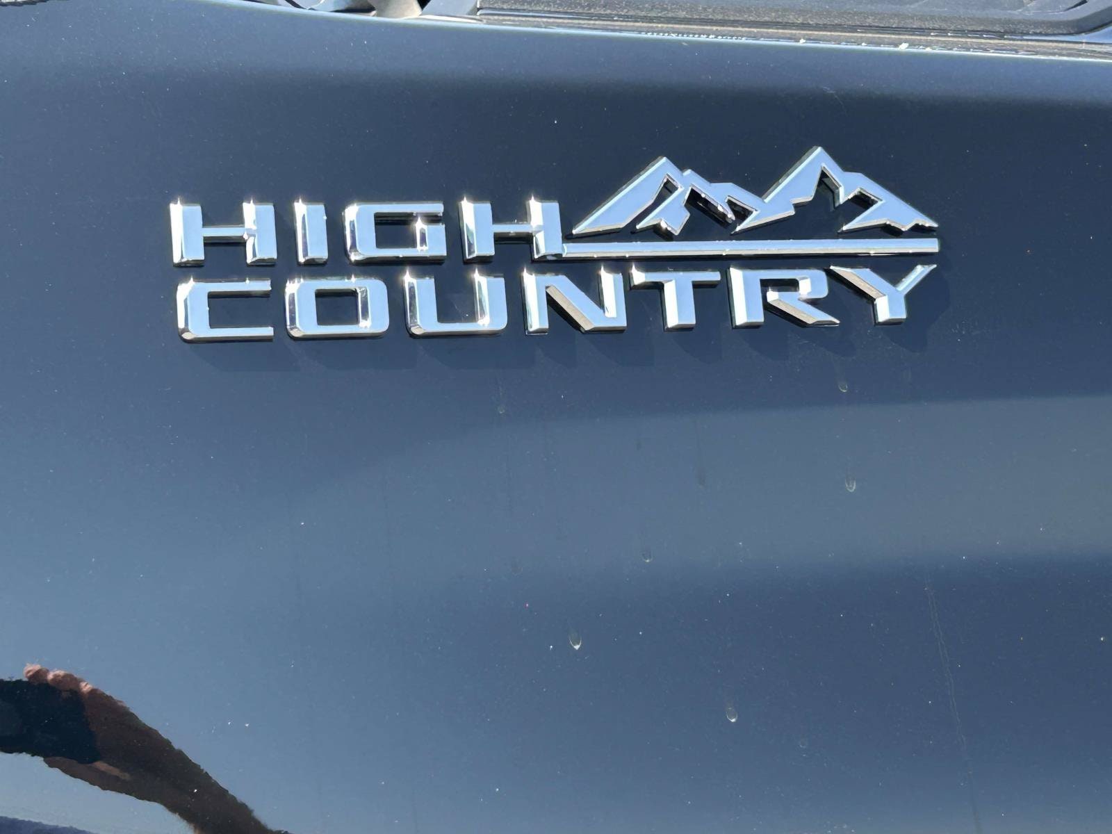 2026 Chevrolet Silverado 3500 HD High Country - Photo 9