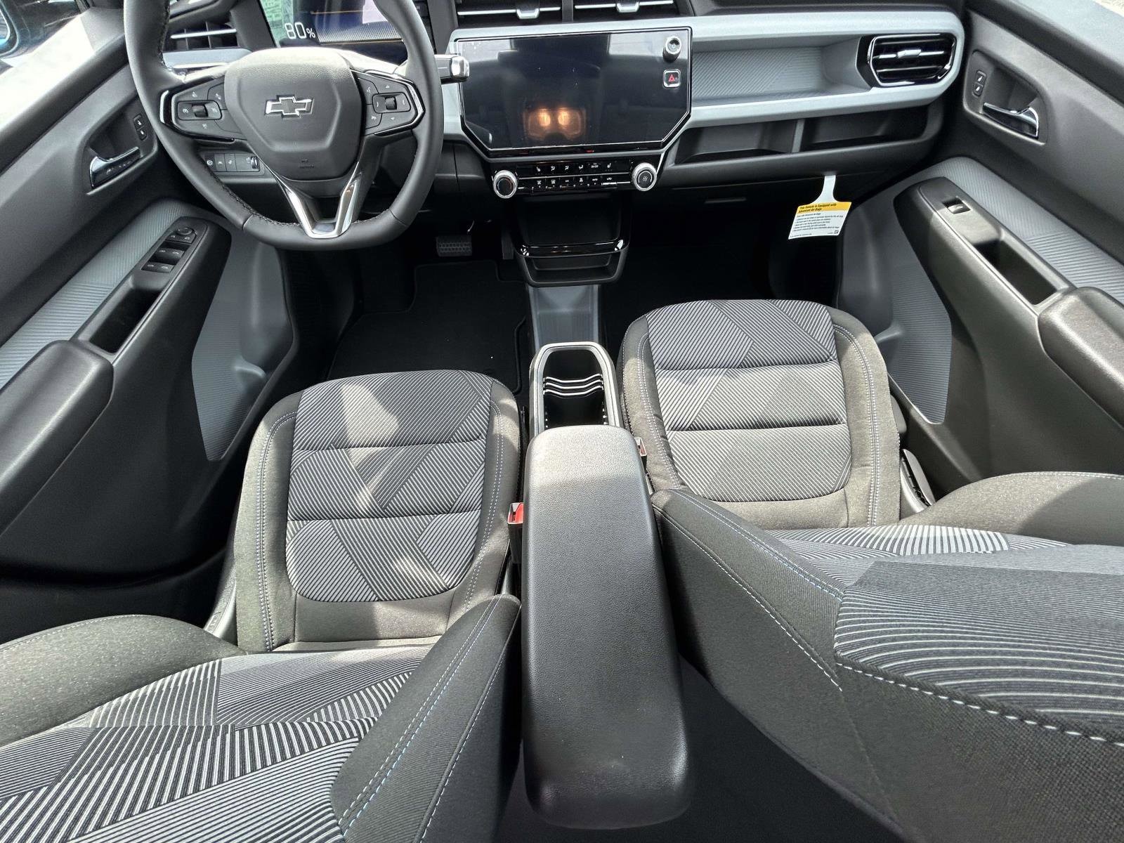 2027 Chevrolet Bolt LT - Photo 10