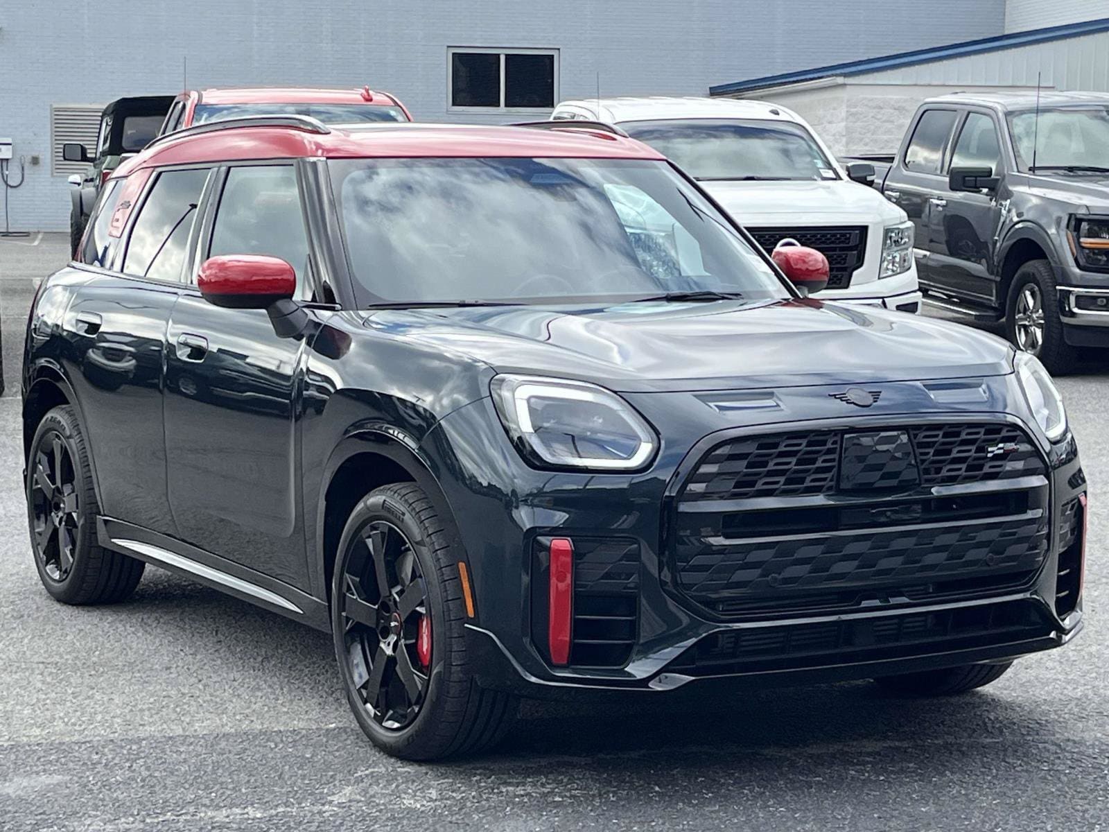 2026 MINI Countryman JCW ALL4's photo