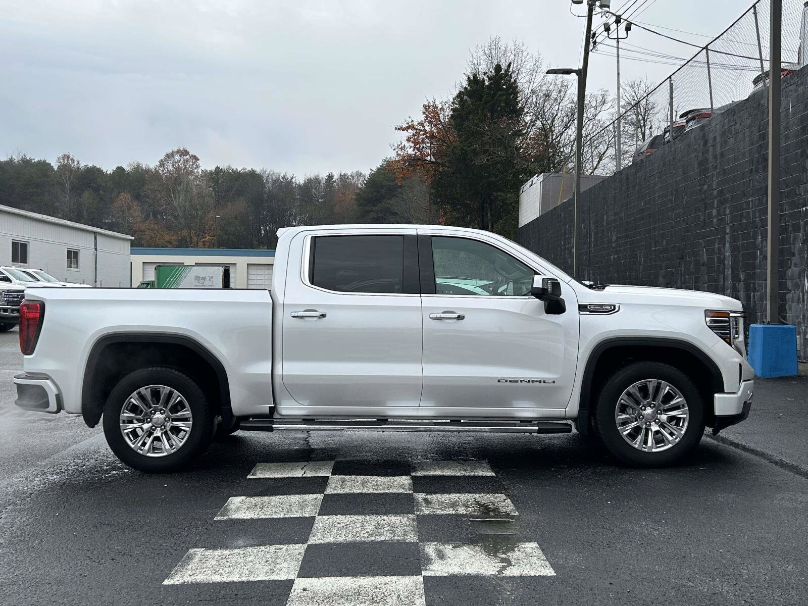 2023 Gmc Sierra 1500 Denali photo 2