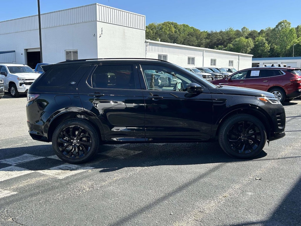 Used 2025 Land Rover Discovery Sport Dynamic SE SUV