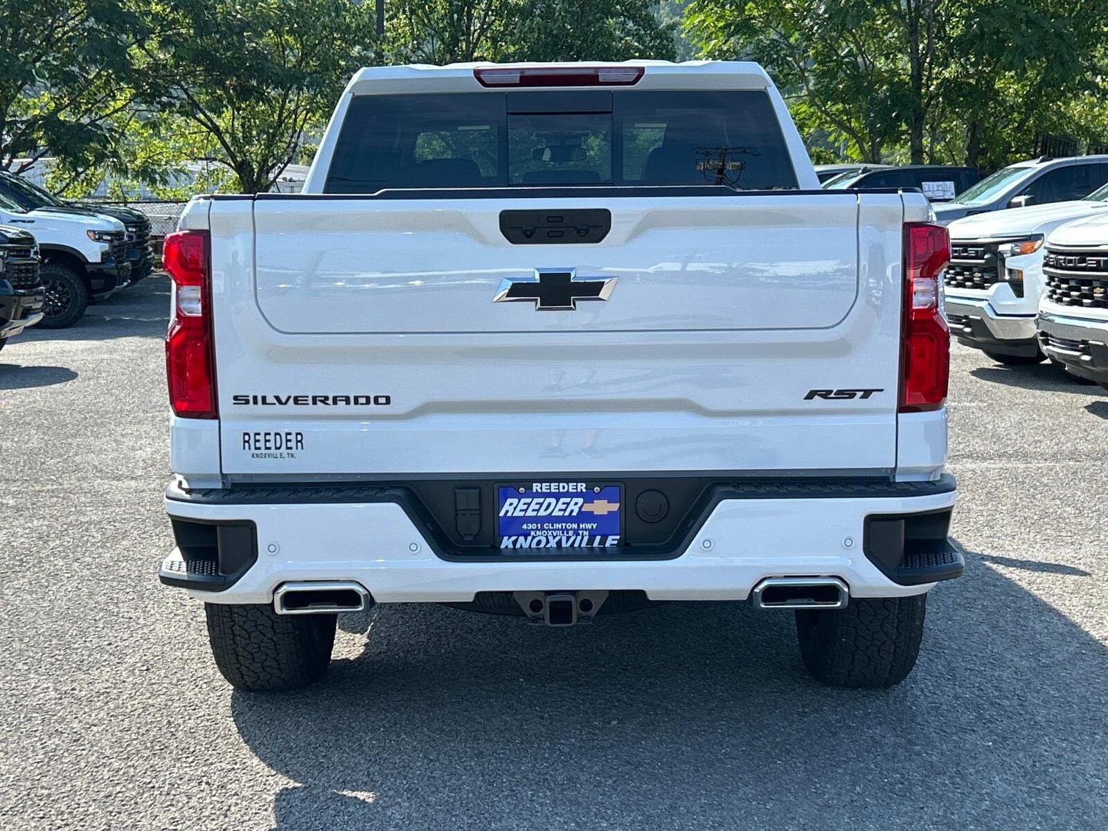 2026 Chevrolet Silverado 1500 RST photo 4