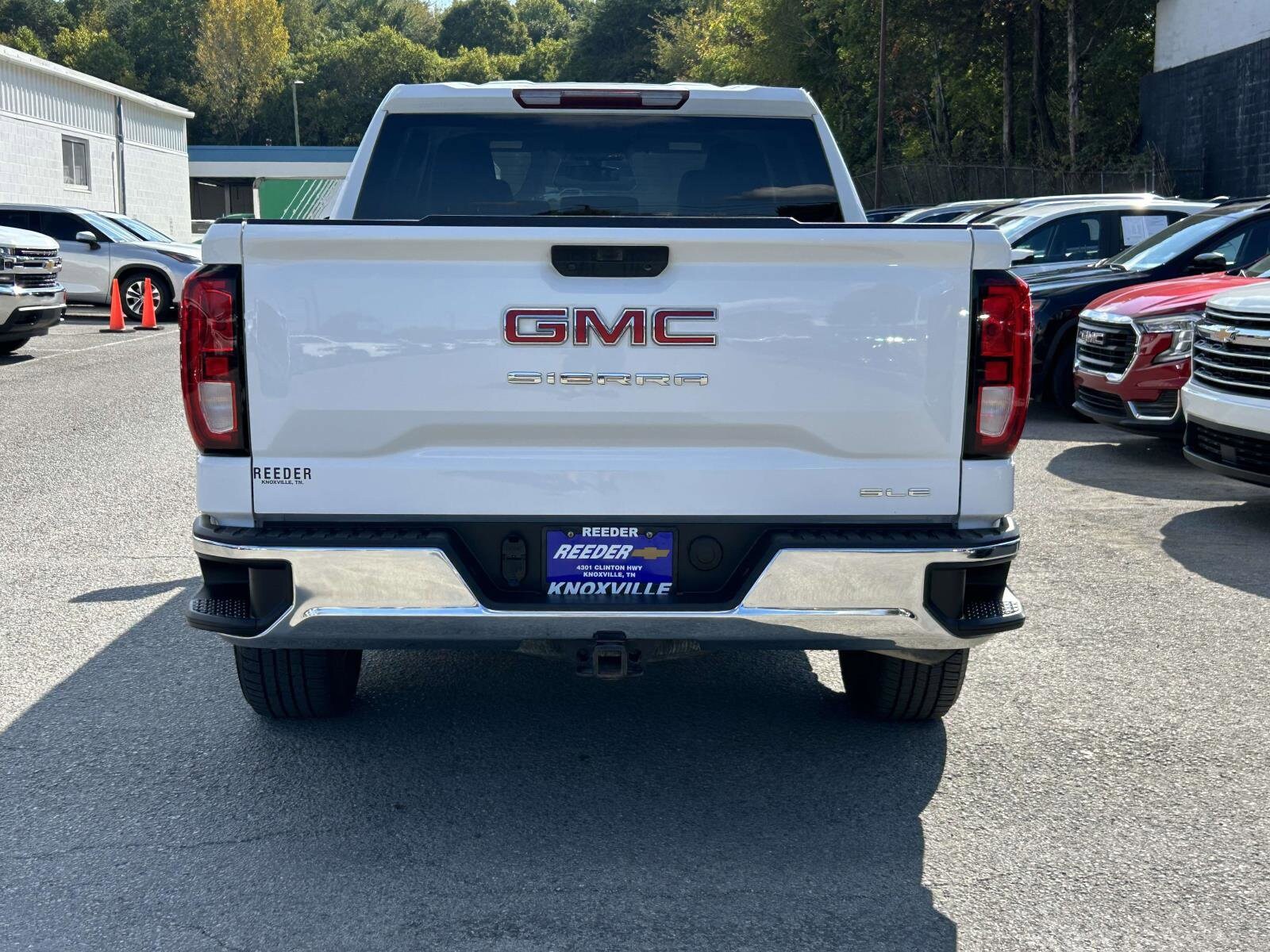 2020 Gmc Sierra 1500 SLE photo 3