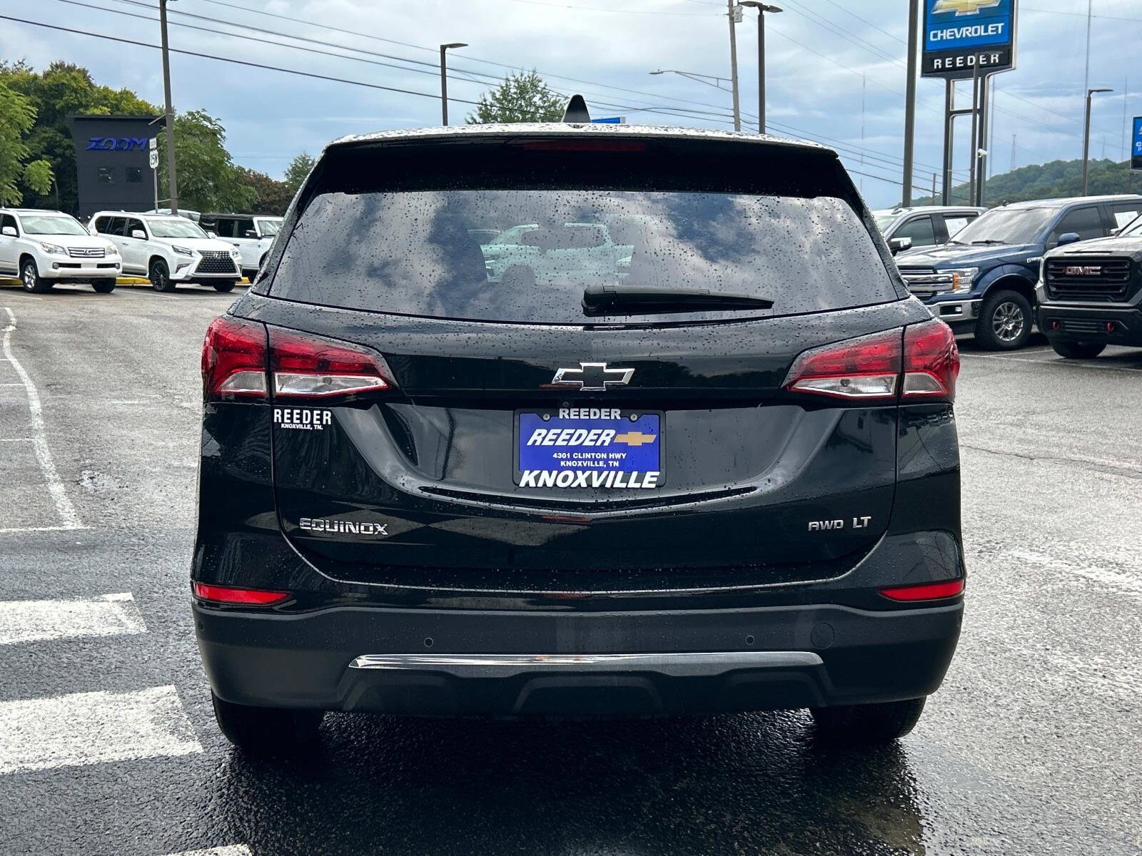 2024 Chevrolet Equinox LT photo 4