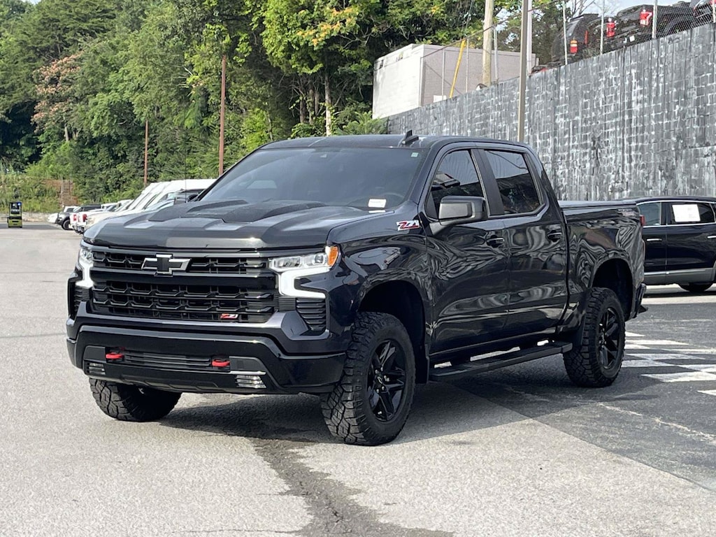 Used 2022 Chevrolet Silverado 1500 LT Trail Boss Truck Crew Cab
