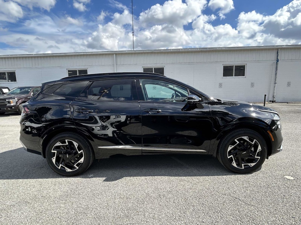 Used 2024 Kia Sportage SX-Prestige SUV