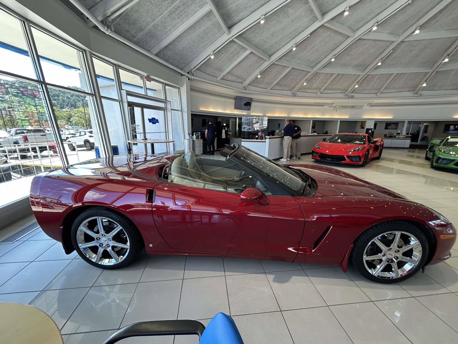 2009 Chevrolet Corvette 3LT photo 2