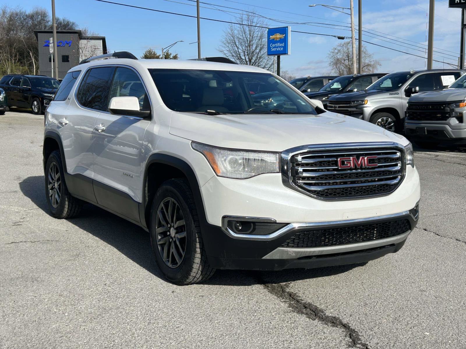 2019 GMC Acadia SLT-1's photo