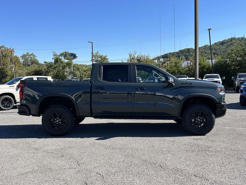 New 2026 Chevrolet Silverado 1500 ZR2 Truck