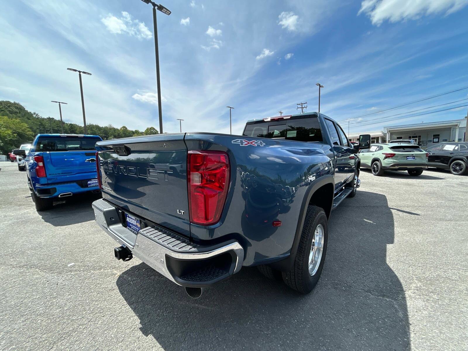2026 Chevrolet Silverado 3500HD LT photo 3