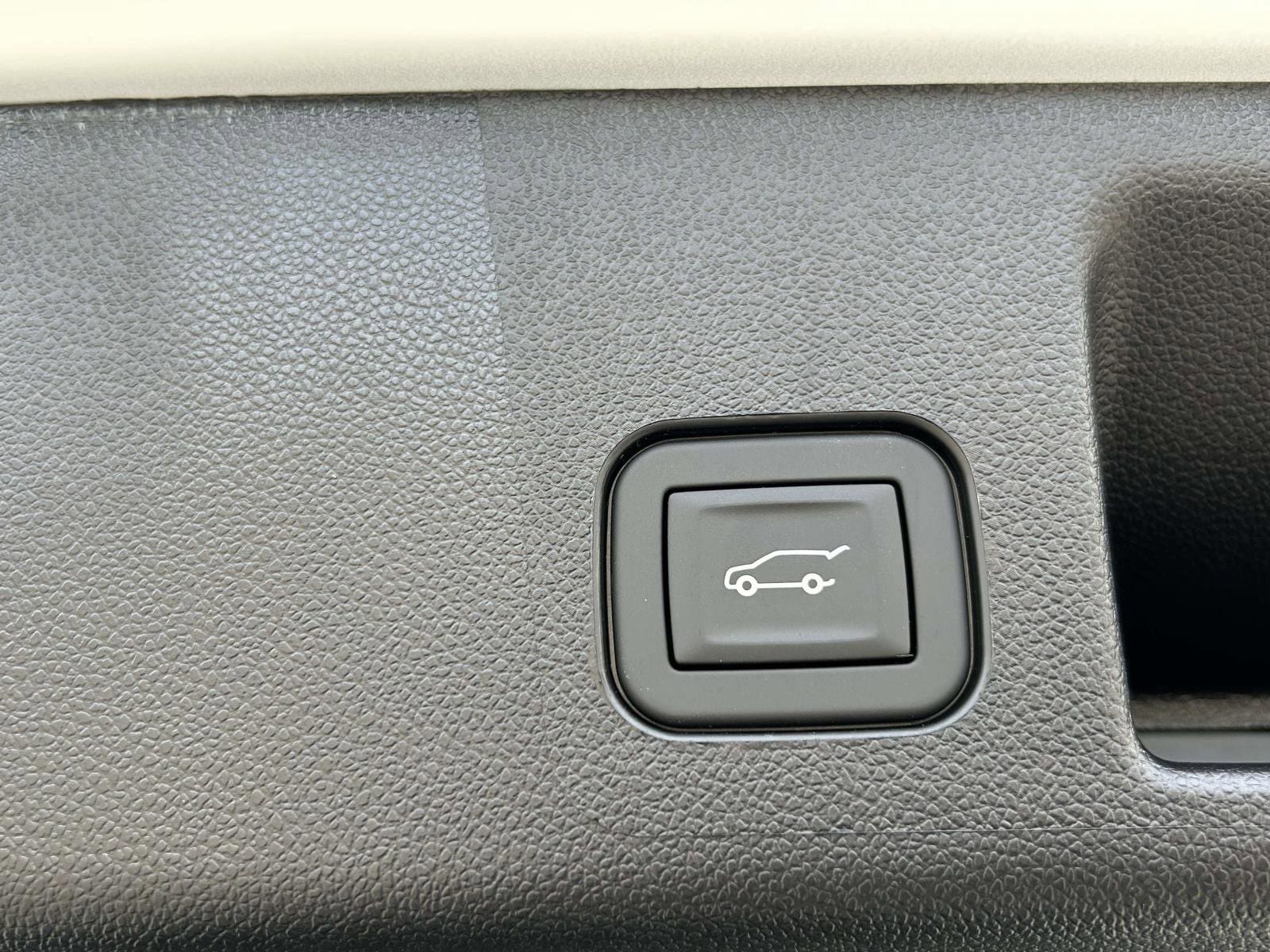 2026 Chevrolet Equinox EV 2LT - Photo 17