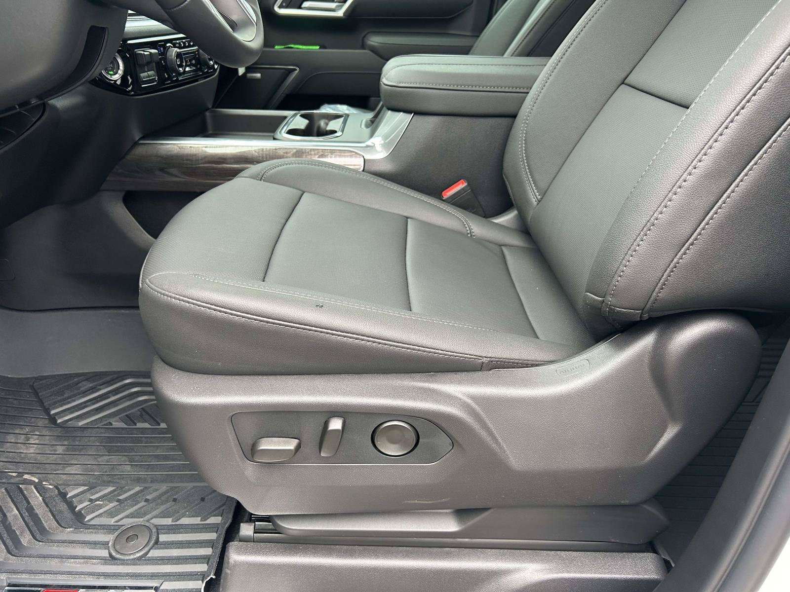 2026 Chevrolet Silverado 2500 HD LTZ - Photo 19