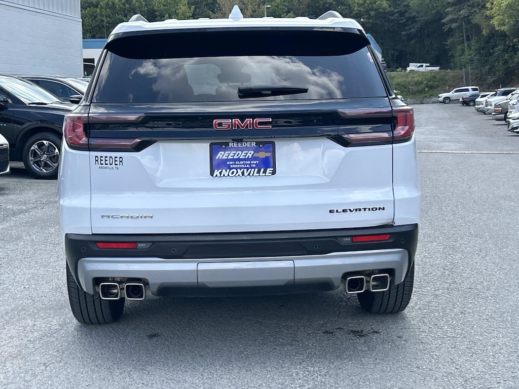Used 2025 GMC Acadia Elevation SUV