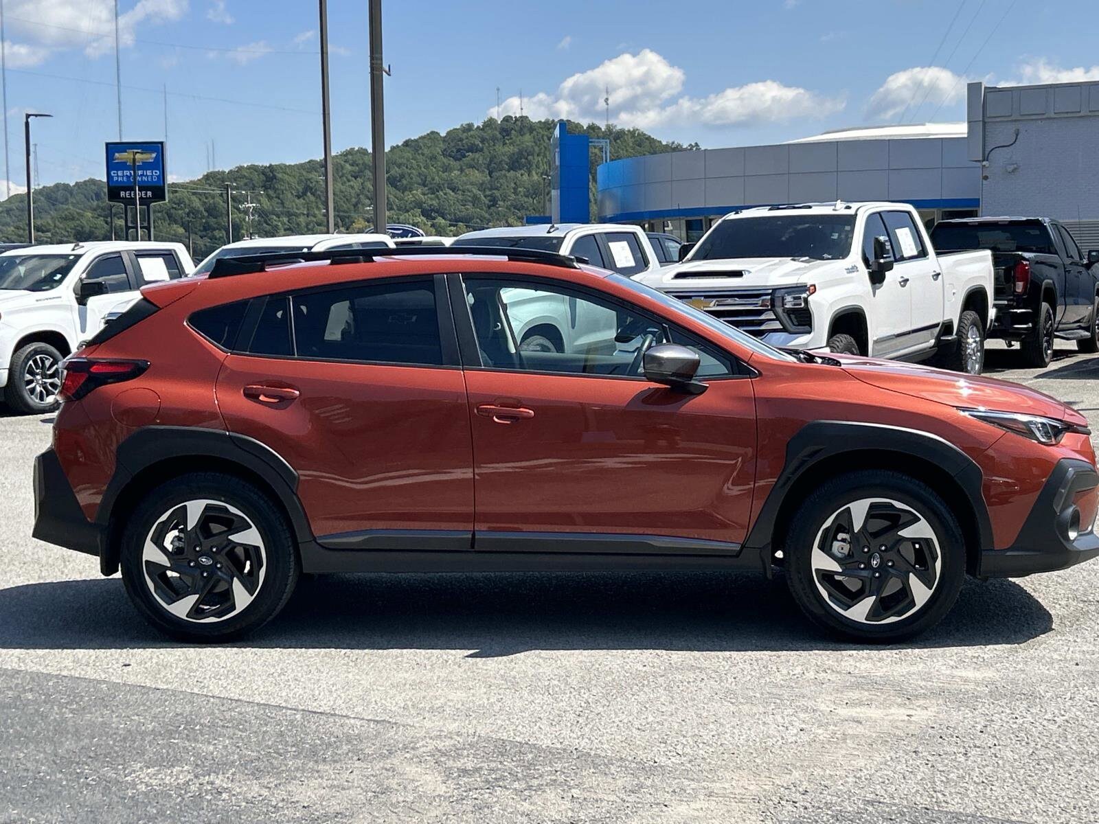 2024 Subaru Crosstrek Limited photo 2