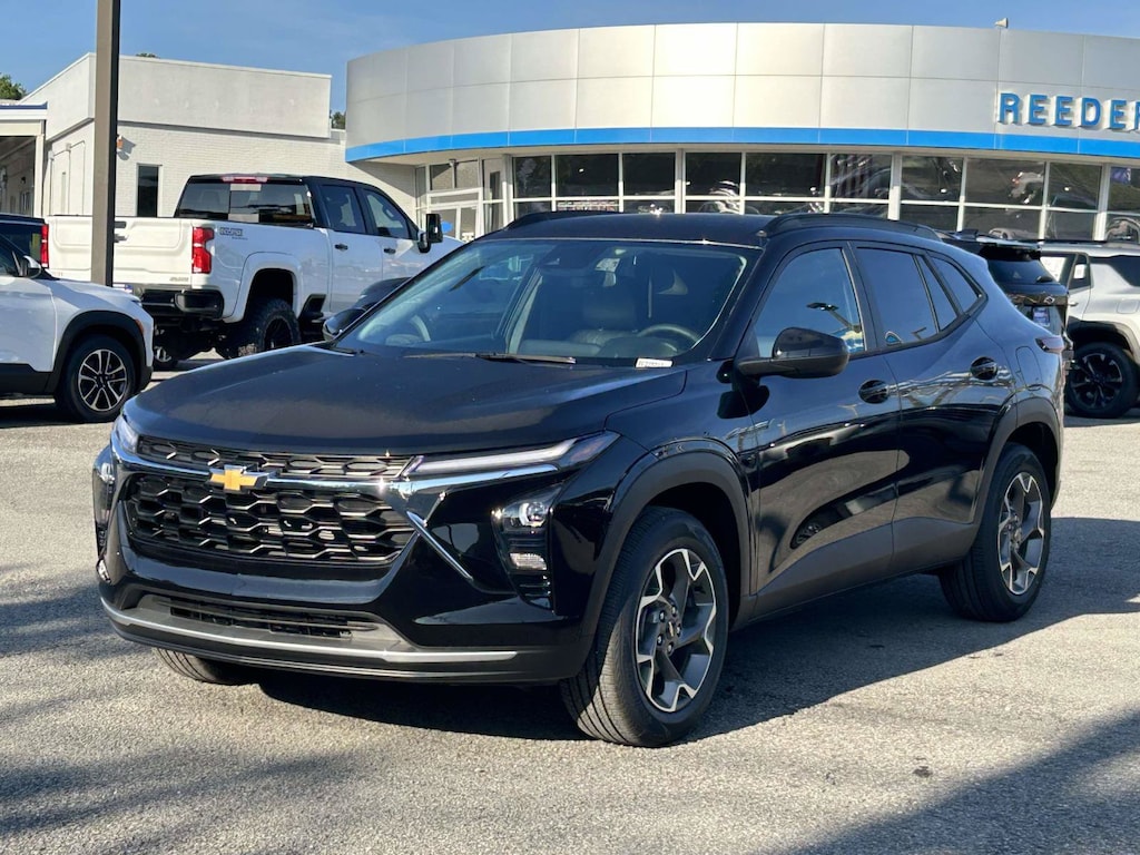 New 2026 Chevrolet Trax LT SUV