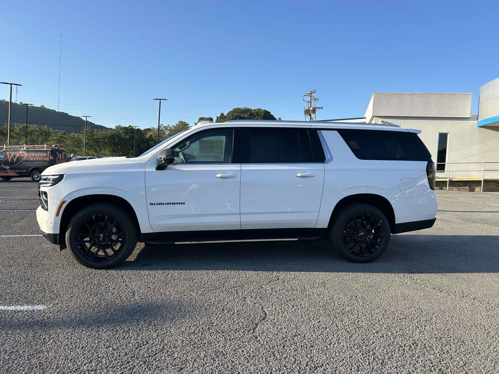 New 2026 Chevrolet Suburban LT SUV