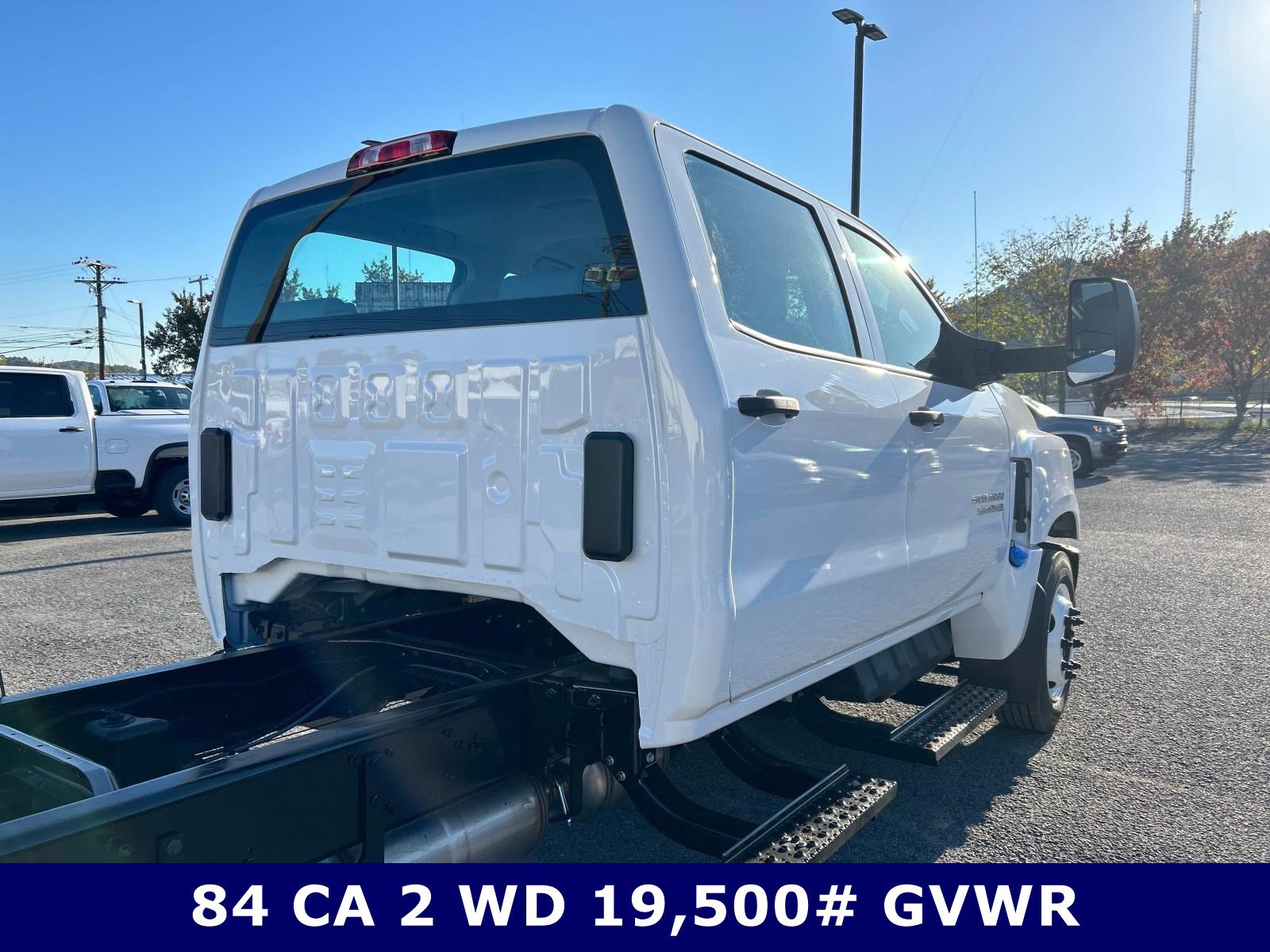 2024 Chevrolet Silverado 5500HD Work Truck photo 3
