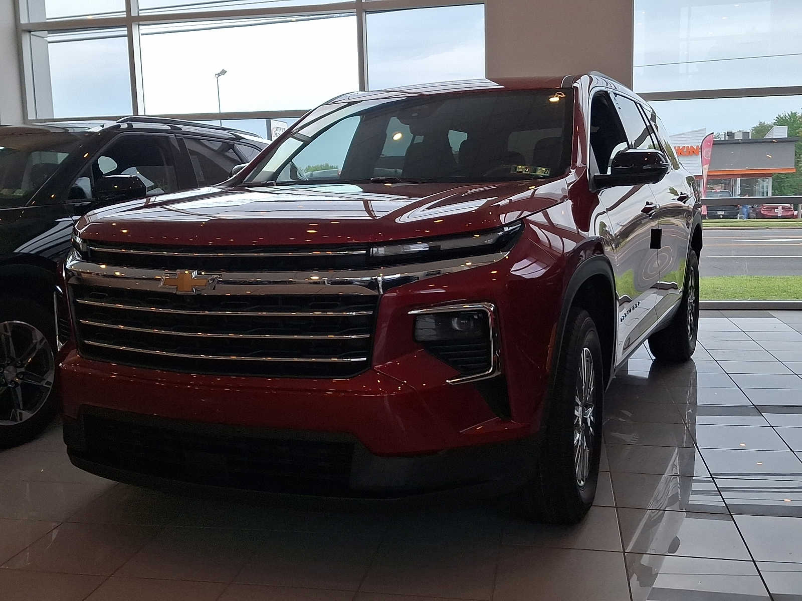 2027 Chevrolet Traverse LT - Photo 3