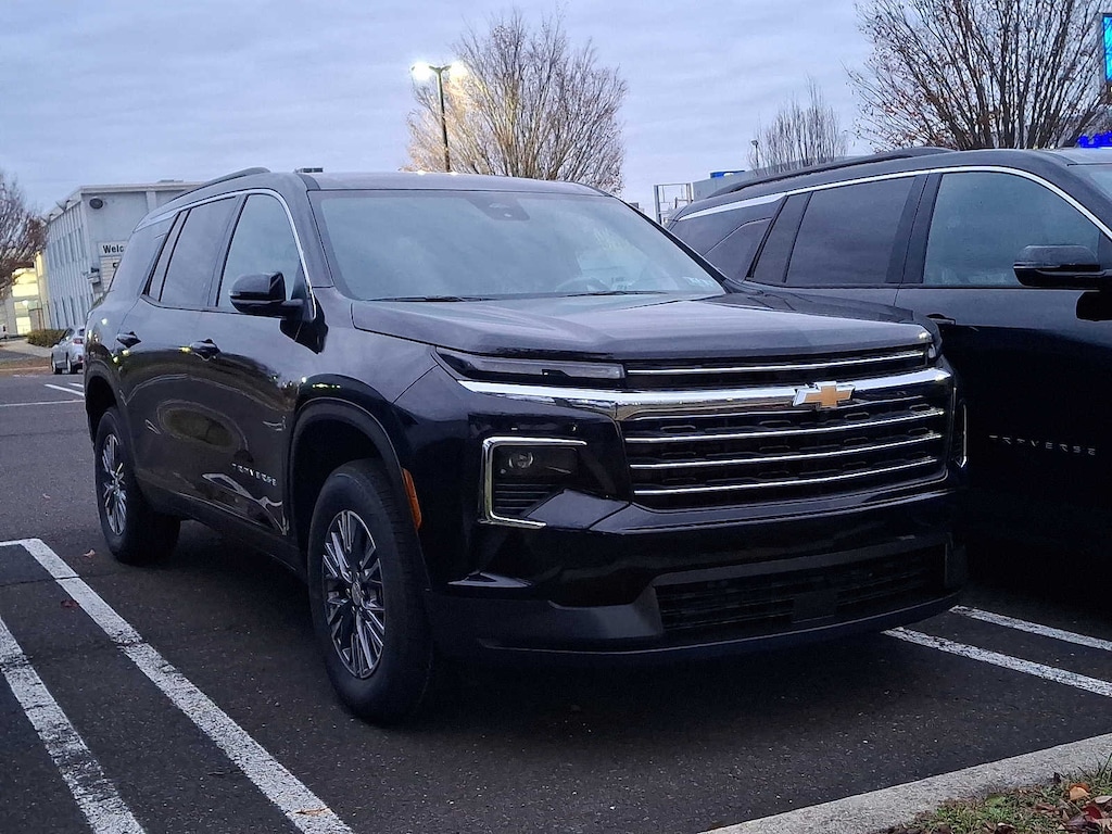 New 2026 Chevrolet Traverse LT SUV