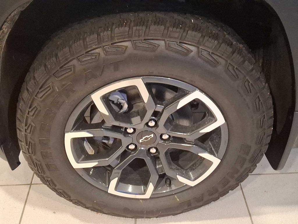 New 2026 Chevrolet Equinox Activ SUV