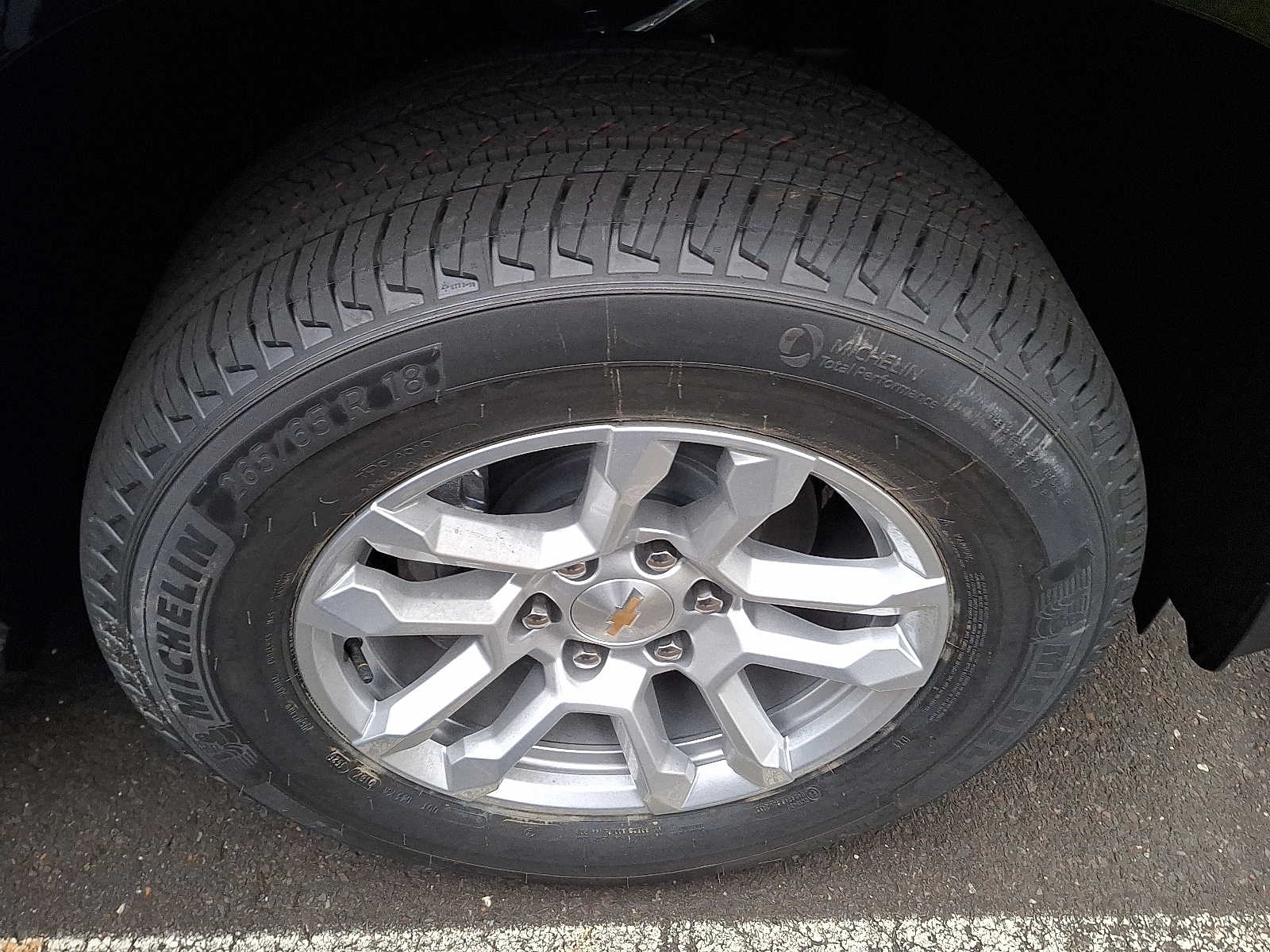 2026 Chevrolet Tahoe LT photo 4