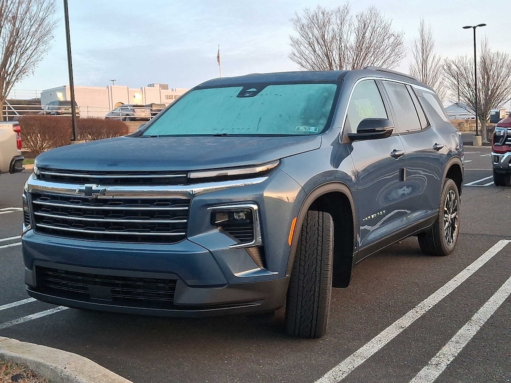 New 2026 Chevrolet Traverse LT SUV