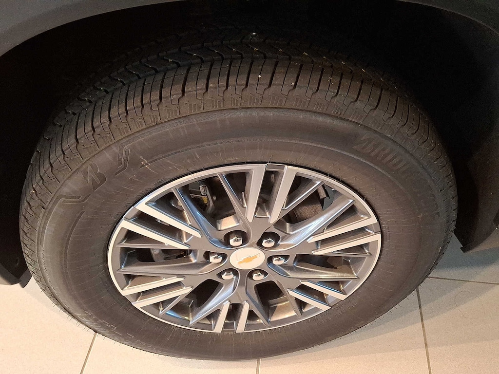 New 2026 Chevrolet Traverse LT SUV