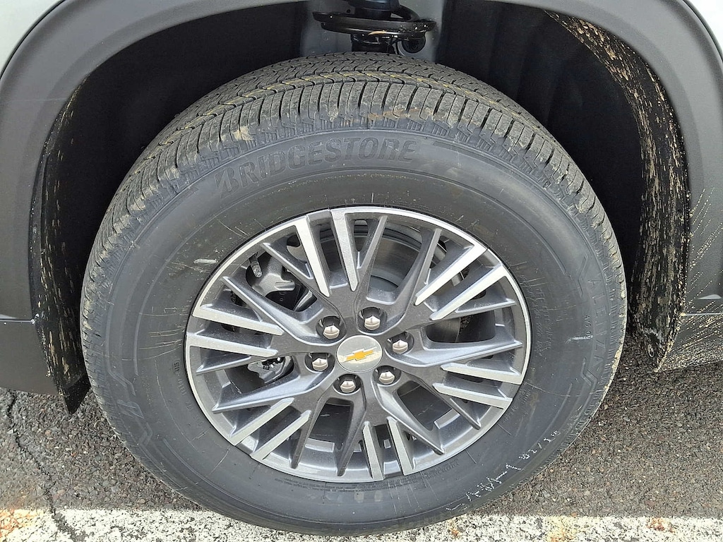 New 2026 Chevrolet Traverse LT SUV