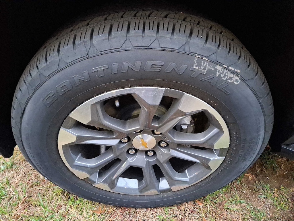 New 2026 Chevrolet Tahoe LS SUV