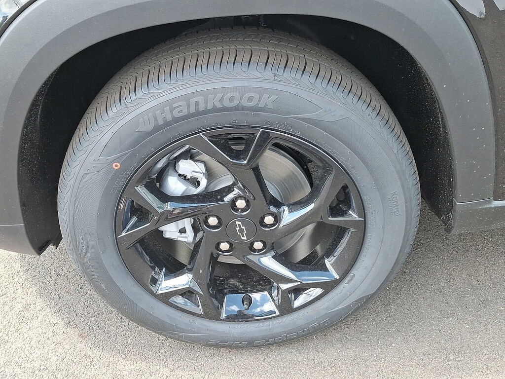 New 2026 Chevrolet Trax LT SUV