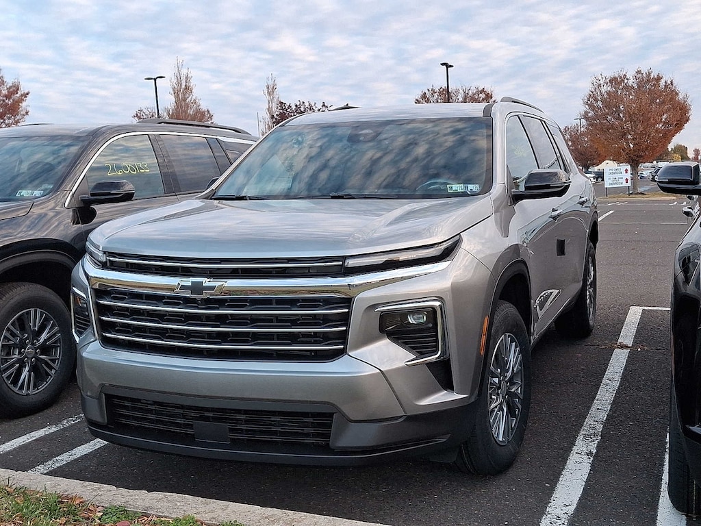 New 2026 Chevrolet Traverse LT SUV