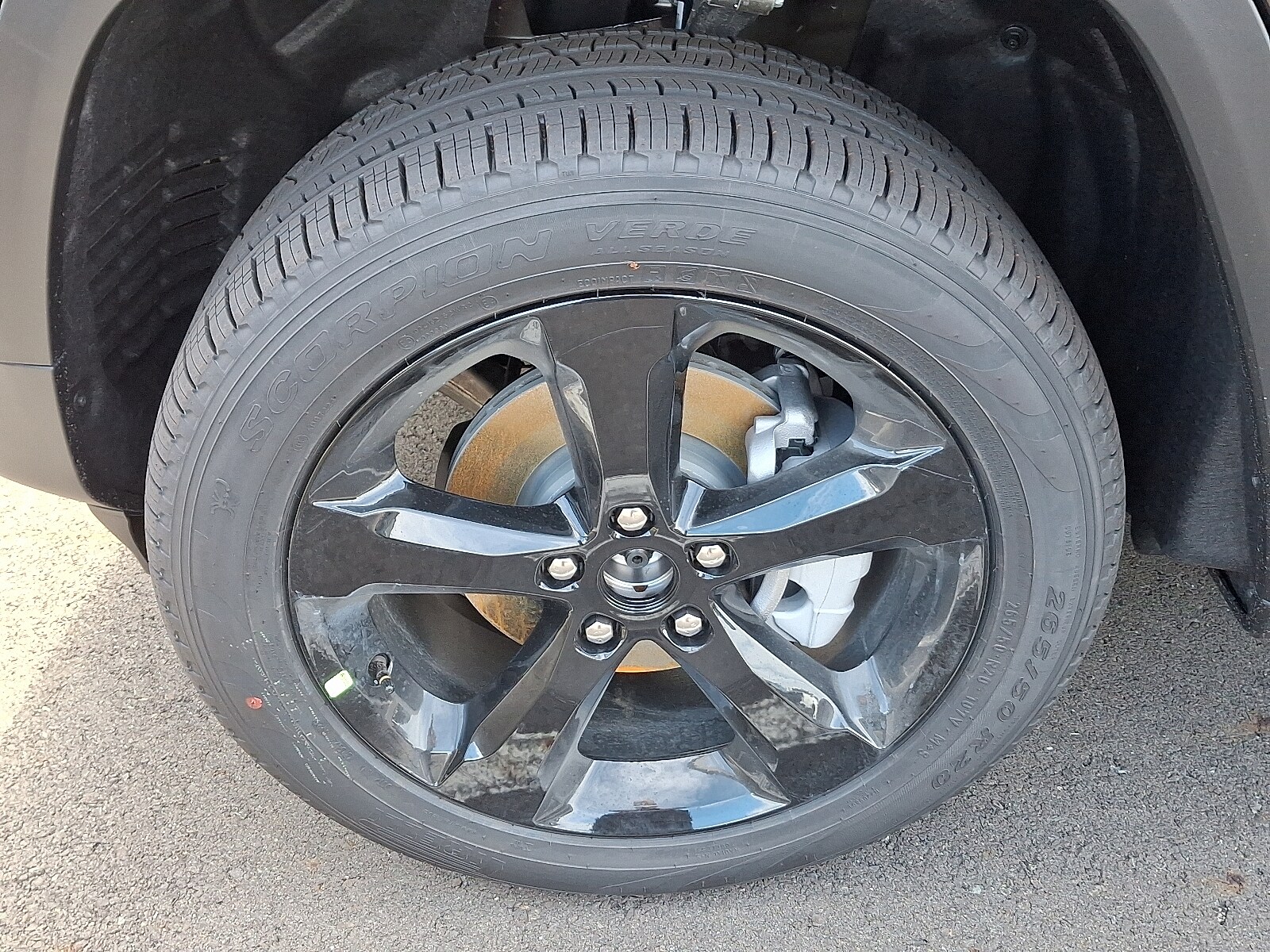 2025 Jeep Grand Cherokee Limited photo 3