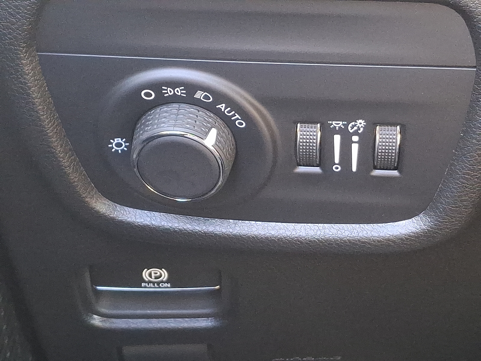 2024 Jeep Grand Cherokee Laredo - Photo 22