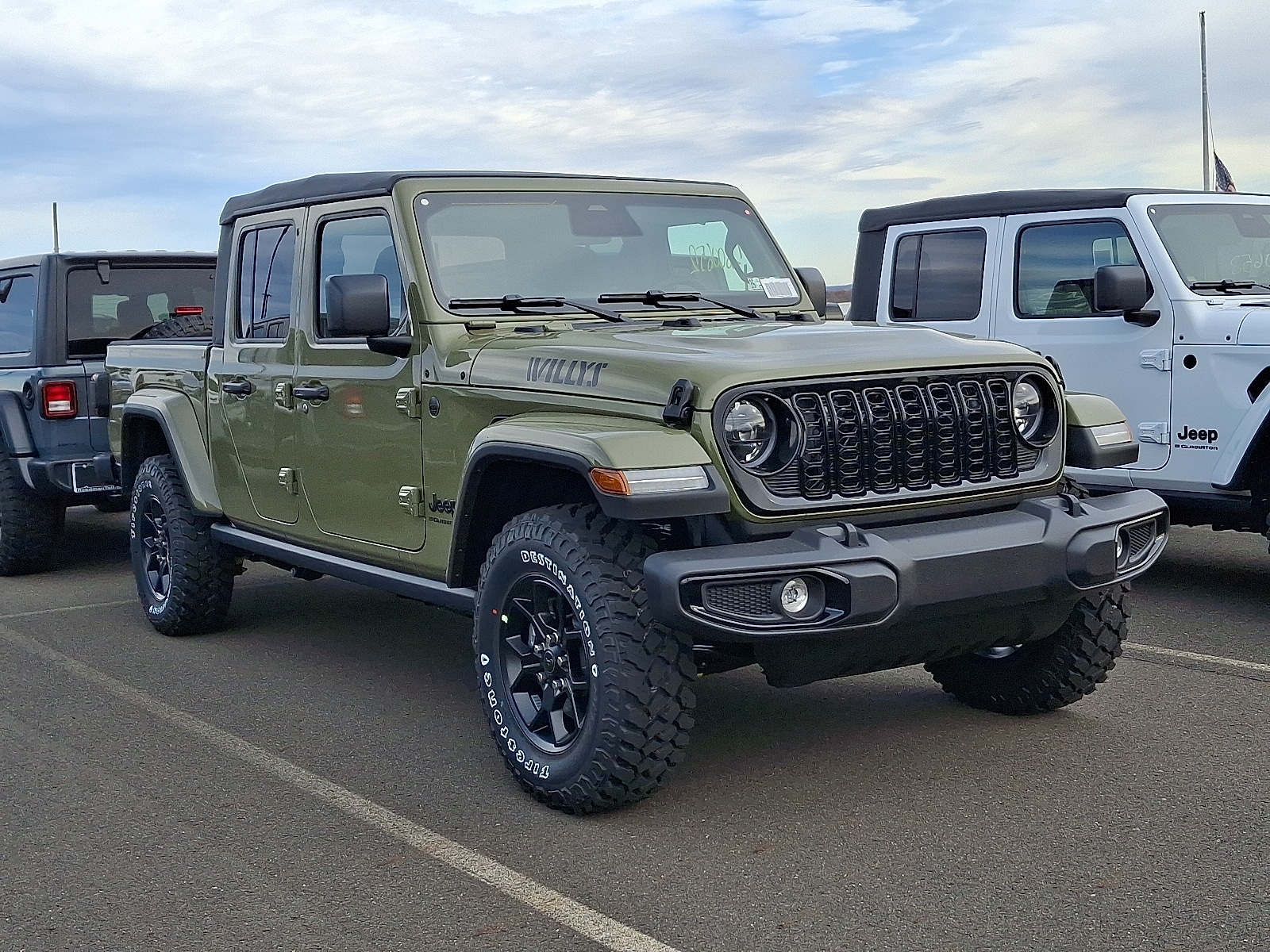 2026 Jeep Gladiator Willys's photo
